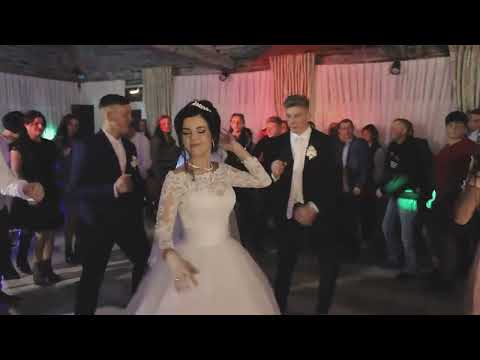 Видео: КЛИЧУ ТЕБЕ. ОЧІ СИНІ МАЛА, МАЛА. ВВЕСІЛЛЯ 2019. ГУРТ РОСА. ЧОРНОГОРА