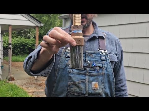 Видео: Установка донных клапанов и опускных труб для неглубоких скважин