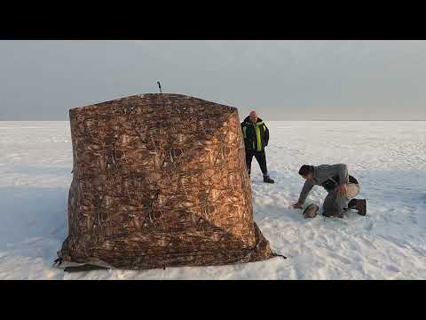 Видео: В баню на льду ! Чаны. Дровяная банная печь. Большая палатка Фемели ТF, размещение.