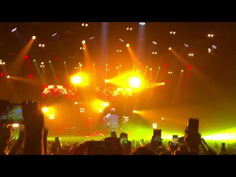 Видео: Концерт Егора Крида в Питере 29.12.17