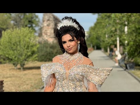 Видео: Абитуриентски бал на Донка Гр. Хисаря