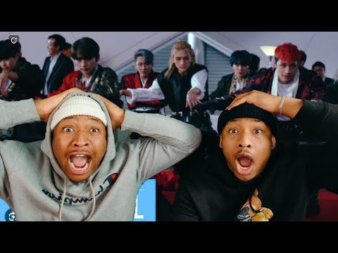 Видео: Клип Stray Kids «Back Door» | РЕАКЦИЯ TWINS