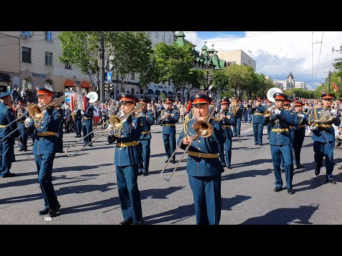 Видео: Марш-парад духовых оркестров "Амурские волны". Хабаровск. 28 мая 2023г.