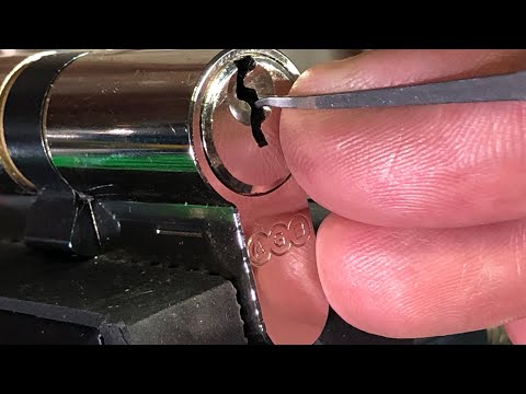 Видео: Вскрытие и обзор цилиндра AGB 5 pin #аварийноевскрытиезамков 