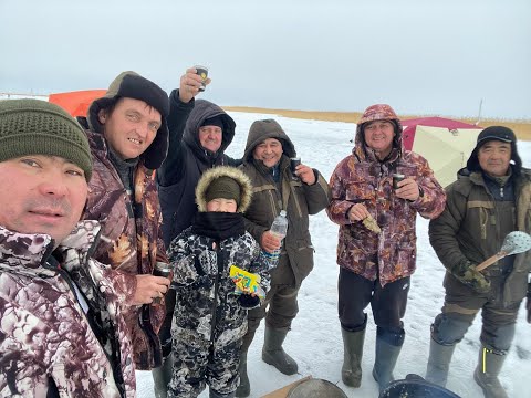 Видео: Юбилейный выпуск, нам 1 год !!! Подледная Рыбалка 2020-2021