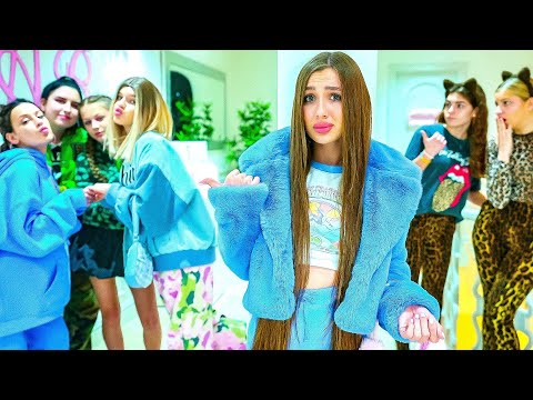 Видео: ДИАНА ОСТАЛАСЬ БЕЗ ПОДРУГ - КОМАНДА ЧЕРЛИДЕРШ BUNNY РАСПАДАЕТСЯ!!! КТО ПРЕДАТЕЛИ?