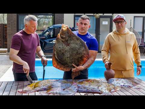 Видео: ШАШЛЫК из МОРСКОЙ РЫБЫ в ГОСТЯХ у ЮРЫ. ENG SUB