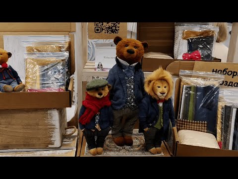 Видео: Выставка "Куклы и мишки Тедди на Тишинке"