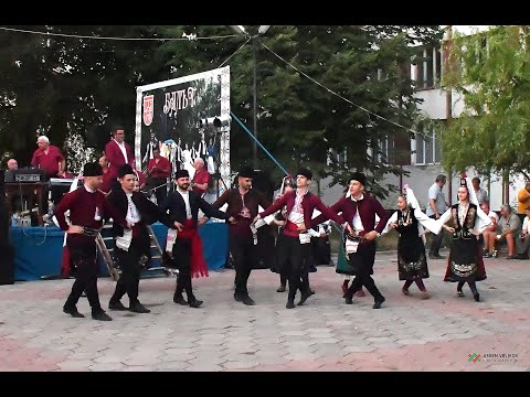 Видео: Автентични тракийски хора от с. Безмер, Ямболско - ансамбъл "Фалмис"