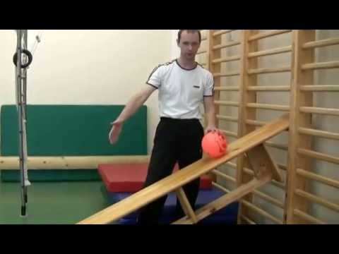 Видео: Развиваем быстроту с помощью мяча и скамейки