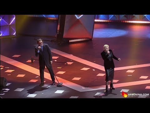 Видео: Диана Арбенина на концерте "Рождество с Григорием Лепсом"