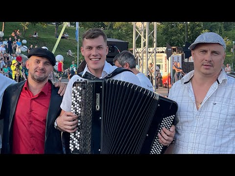 Видео: Александр Короленко &Андрей Макаров & Константин Монид - Песня Рябого