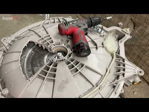 Видео: Замена опор барабана стиральной машины Electrolux. Неразборный (паяный) бак.