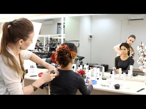 Видео: Небрежные локоны на утюжок. Объемный пучок