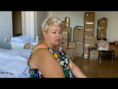 Видео: ВЛОГ Отвезли маму в больницу / Оказалось что у мамы воспаление лёгких 😞