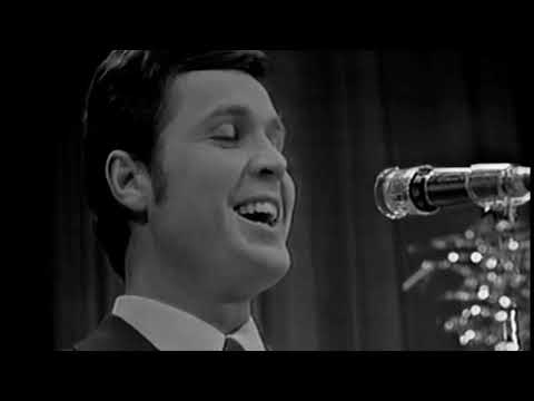 Видео: ВИА Самоцветы и Лев Лещенко  Через две зимы  Песни нашей молодости