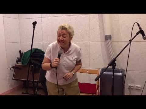 Видео: Теона Контридзе - А снег идёт LIVE