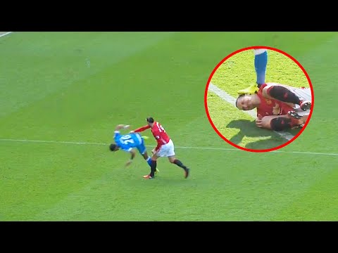 Видео: Самые безумные моменты мести в футболе