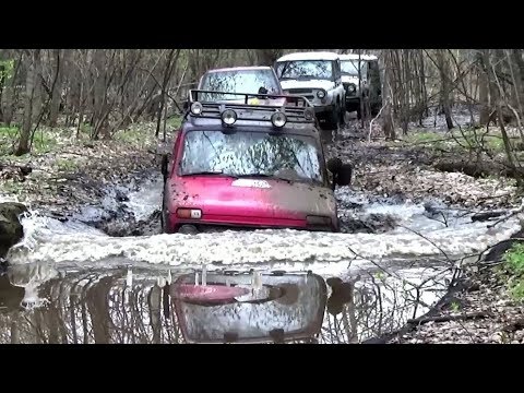 Видео: Царь Лужа! Suzuki Escudo, УАЗы, Нива, грязь