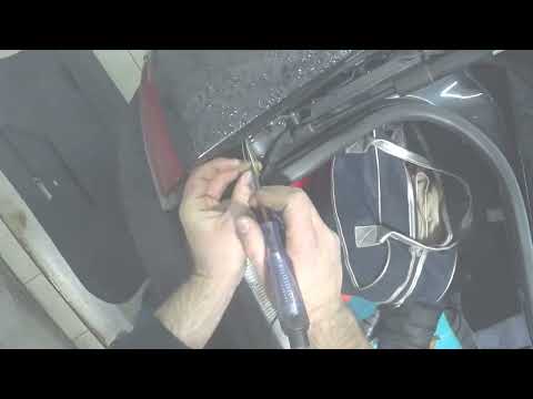 Видео: Skoda не открывается багажник