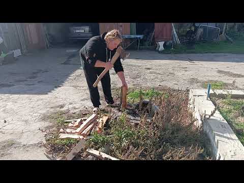 Видео: НАГОТОВИЛИ ПОЛНЫЙ СТОЛ ЕДЫ / ЖДЕМ СЕСТРИЧКУ В ГОСТИ