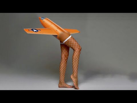 Видео: СтримыСборкиКартон. Как натянуть чулок? И причём тут модели из бумаги?