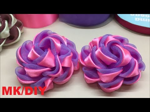 Видео: Цветы из органзы и атласной ленты, тёмно-розового и лавандового цвета.