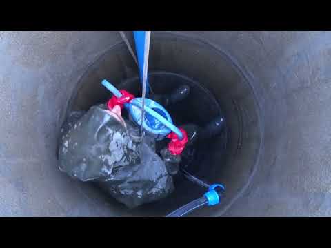 Видео: Чистка колодца в Калининграде пос Луговое т.40-11-36