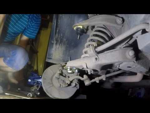 Видео: ЗАМЕНА ШАРОВЫХ ОПОР ВАЗ 2101-2107,без сьёмника