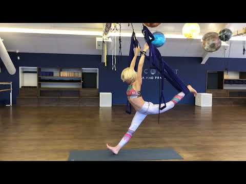 Видео: Йога в гамаках в студии йоги "Вкус & Цвет" - Лилия Осипова