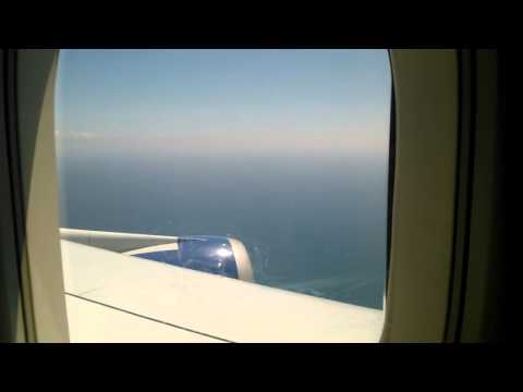 Видео: Посадка самолета. Кипр. Город Пафос.