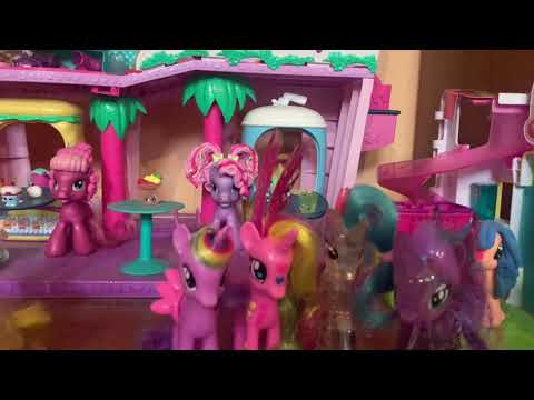 Видео: Мама, купи мне пони . ЧАСТЬ 1. Пони игрушки. В магазине .