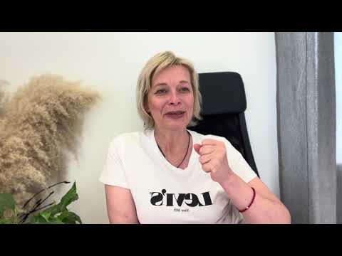 Видео: Я, наверное, стану бабушкой… как-то так 😅