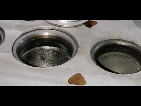 Видео: Nissan Largo 1995 год CD 20. Порвало ремень ГРМ, капремонт ГБЦ. 