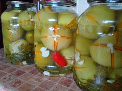 Видео: Летом не паримся- Зимой наслаждаемся!  Зеленые помидоры  с морковкой и чесноком / Вкусно Обалдеть!