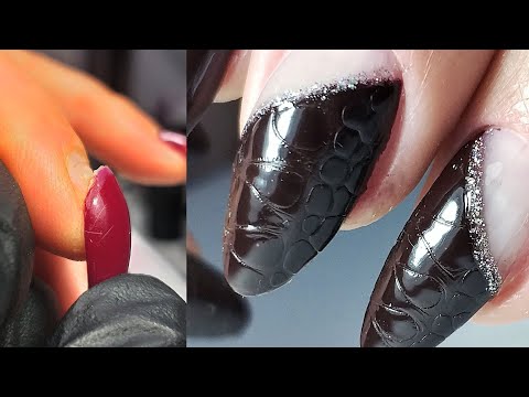 Видео: ❤ СТИЛЬНАЯ НОВИНКА от MASURA ❤ КОЖА на ногтях за 30 СЕКУНД  ❤ КРУТОЙ ЭКСПРЕСС дизайн ногтей ❤