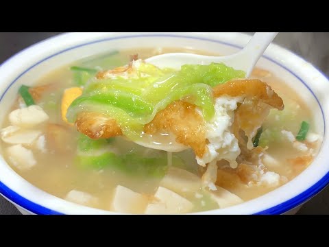 Видео: Каждую неделю готовлю этот суп из капусты и тофу, он питательный и вкусный, и моя семья спешит его