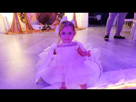 Видео: Кръщене на Малката Принцеса Изабел