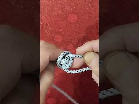 Видео: Мастер-класс по завязыванию узлов на верёвке.Узел для соединения двух верёвок #shorts