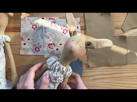 Видео: Зайка Тильда по бесплатной выкройке с TildasWorld #1 | Free Pattern Easter Bunnies