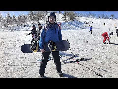 Видео: Влог - Первый раз встал на сноуборд, синяки и ушибы, теперь все болит. Сорочаны