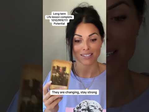 Видео: Иногда ваша голова разрывается между любовью и логикой, и легко переоценить знаки.