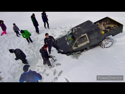 Видео: Река Кривая. Как топляк доставали? 2023 февраль!!
