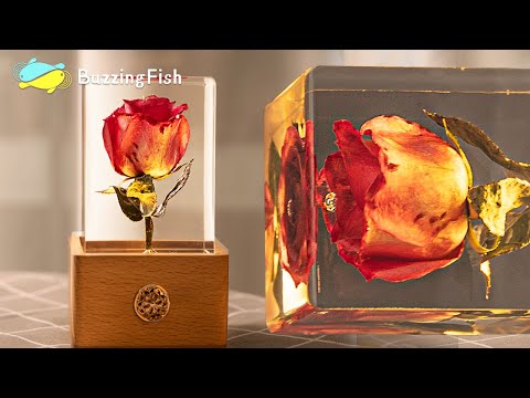 Видео: 🌹 Делаем потрясающую ночную лампу из красной розы - Искусство из смолы