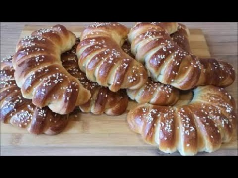Видео: Булочки с сыром, чесноком и зеленью Домашняя выпечка