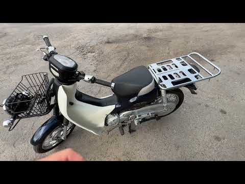 Видео: Продаю скутера мото Honda Super Cub  АА 04 49куб інжектор 2016