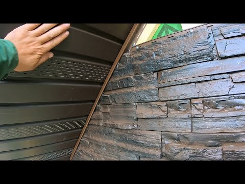Видео: УСТАЛ но все равно СДЕЛАЛ!СОФИТЫ,цокольные ПАНЕЛИ!Начинаю обшивать ФРОНТОН и ПОДБОЙ!