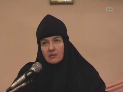 Видео: Семейные проблемы в вопросах и ответах. монахиня Нина (Крыгина)