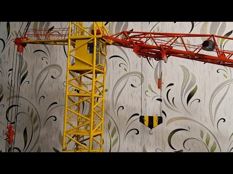 Видео: Монтаж модели башенного крана КБ-502.