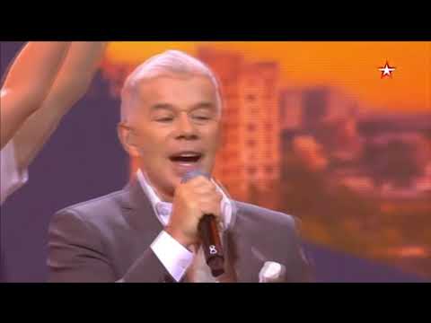 Видео: Олег Газманов и Ансамбль песни и пляски ЗВО - "Марш строителей"